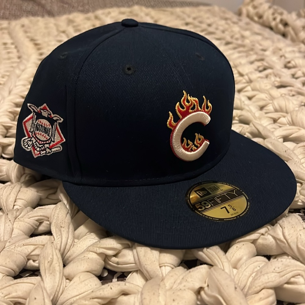 New Era 59 fifty *fitted* Chicago Cubs hat size 7 5/8